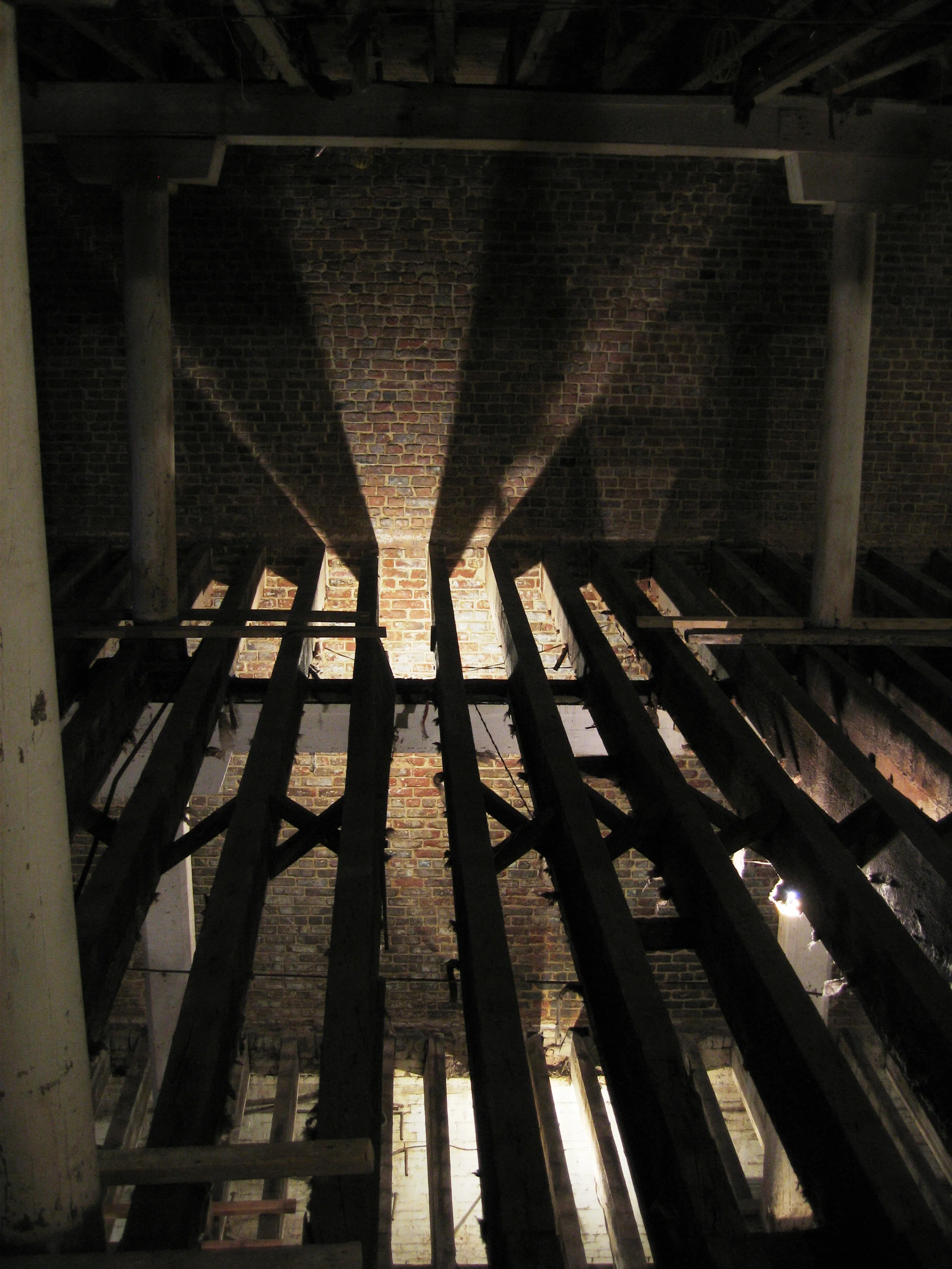 Internal structure — historic posts and beams